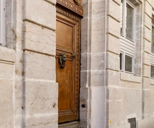 Le Royale Haussmann 4 Places Loft Canut
